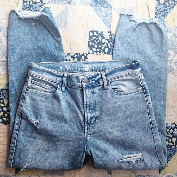 ⭐Distressed Jeans Bundle - Picture 6 of 9